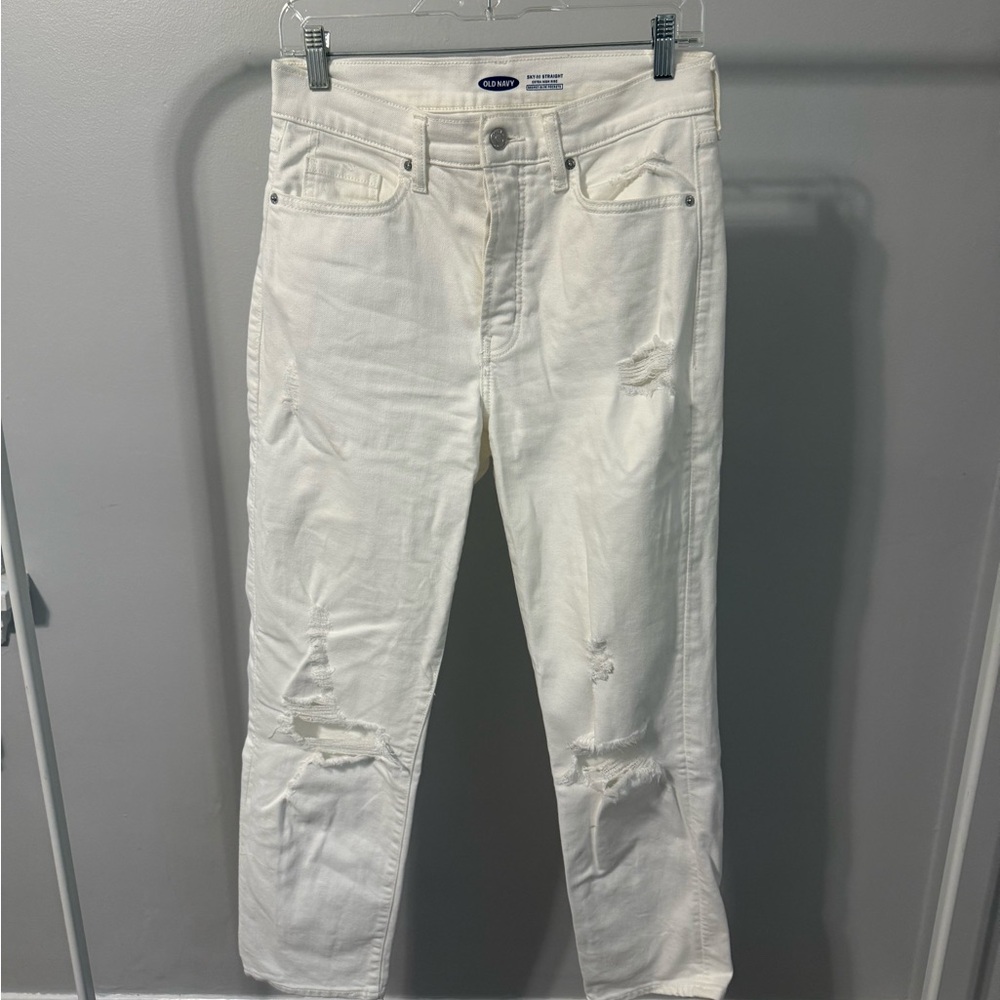 Old Navy Women’s Straight Leg Distressed White Jeans, size 4